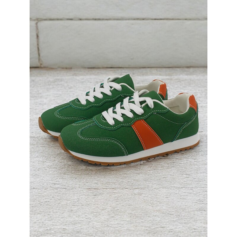 Women's Retro-Inspired Green Suede Sneakers with Rubber Sole - Comfortable and Stylish for Everyday Wear3