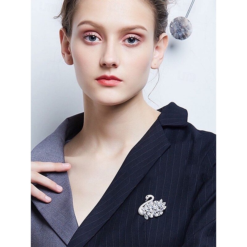 Elegant Swan Brooch with Rhinestone Embellishments - Sparkling Crystal Pin for Women, Perfect for Formal Wear and Gift Giving2