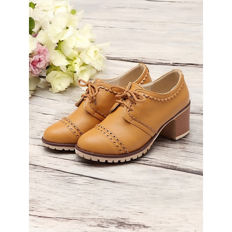 Women's Black Lace-Up Oxford Shoes with Brogue Detailing and Block Heel – Stylish Vintage-Inspired Footwear for Work and Casual Wear