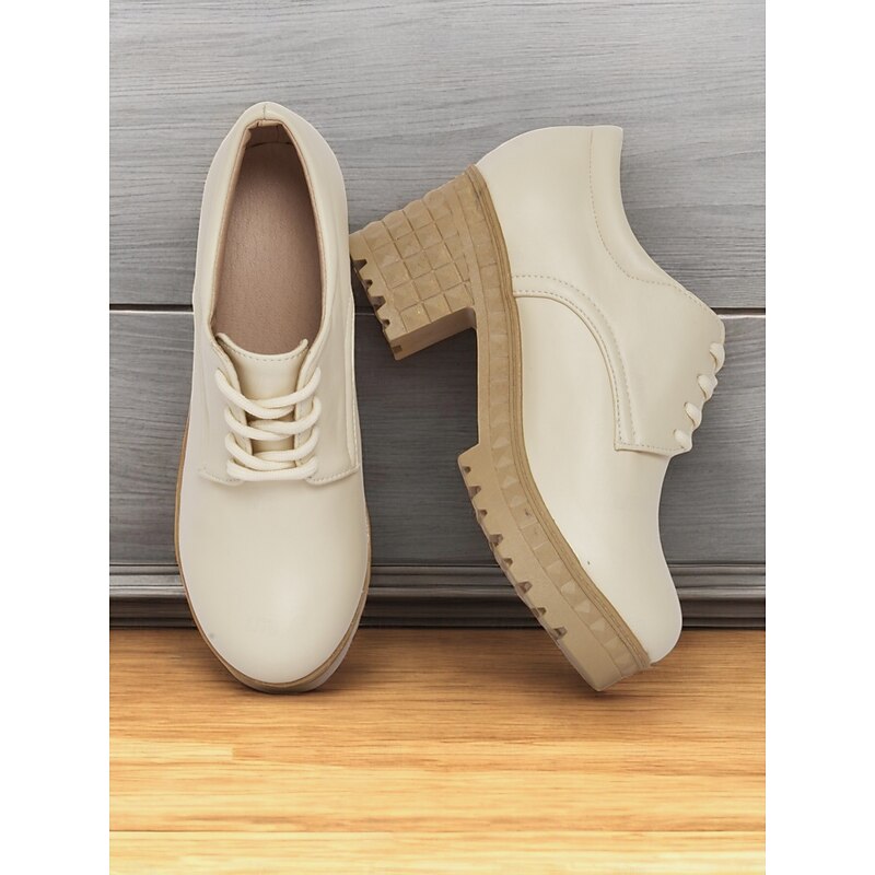 Women's Ivory Lace-Up Platform Oxford Shoes – Chunky Heels with Textured Soles for Casual and Office Wear3