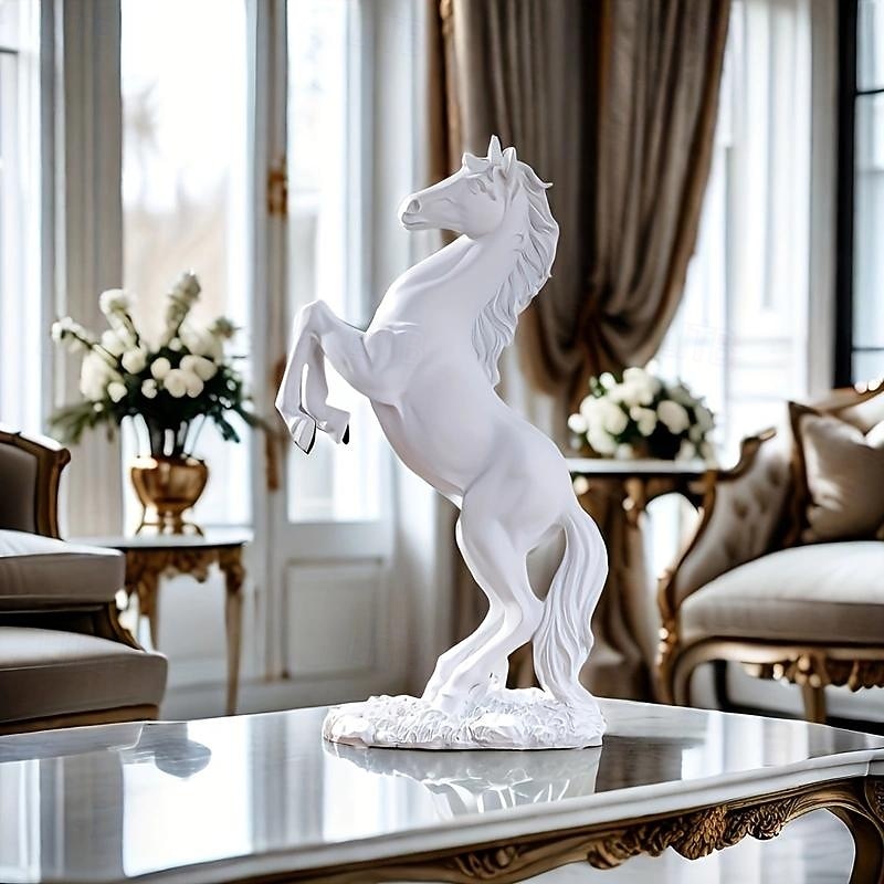 Elegant Resin Horse Statues, A Set of Three Majestic Horses in Black, White, and Golden, Perfect for Home Decor, Suitable for Entryways, Bar Carts, Living Rooms, and Offices2