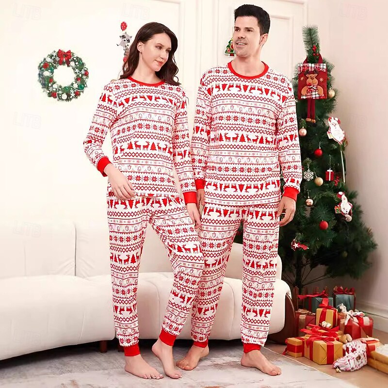 Reindeer Family Christmas Pajamas Nightwear Men's Women's Boys' Girls' Family Matching Outfits Sweet Adults Kid's Christmas New Year Christmas Eve Christmas Vacation Home Wear Top Pants2