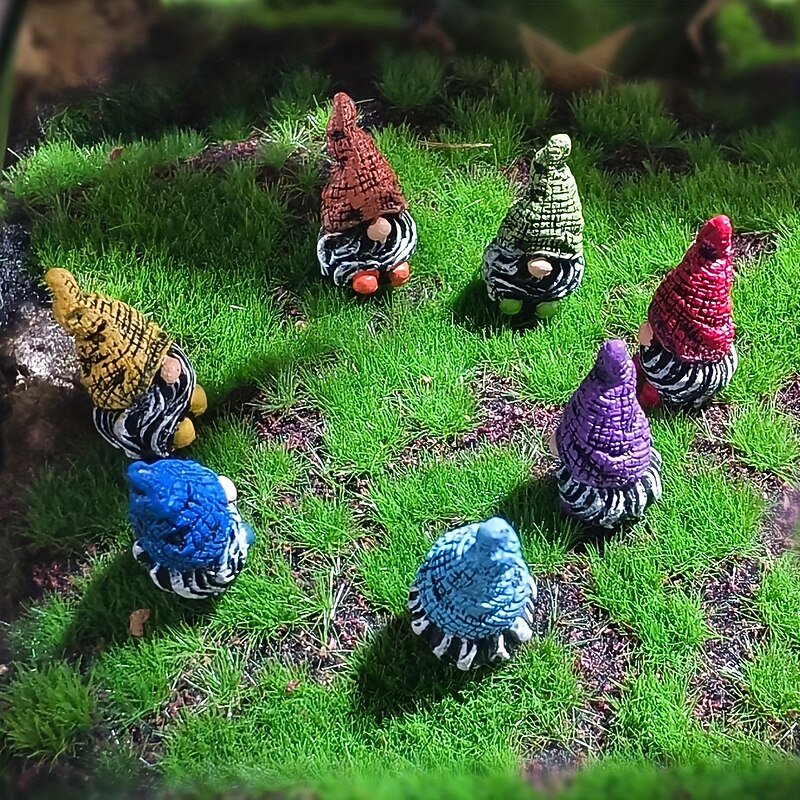 7pcs Mini Gnome Statue Set – Charming Resin Garden Figurines for Fairy Garden, Planters, and Home Décor – Perfect for Outdoor Halloween and Rustic Themes4