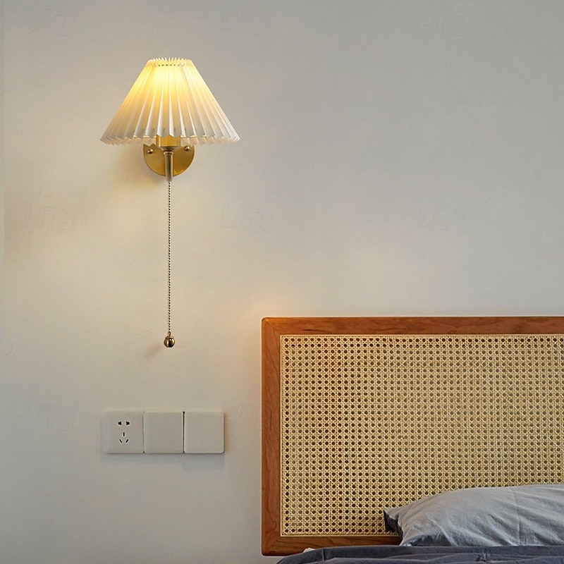 Wall Light Fixtures Indoor Modern Copper Wall Sconce Copper Wall Light with Pull Chain Switch White Pleated Fabric Wall Lamp Shade Bedside Reading Sconces 85-265V