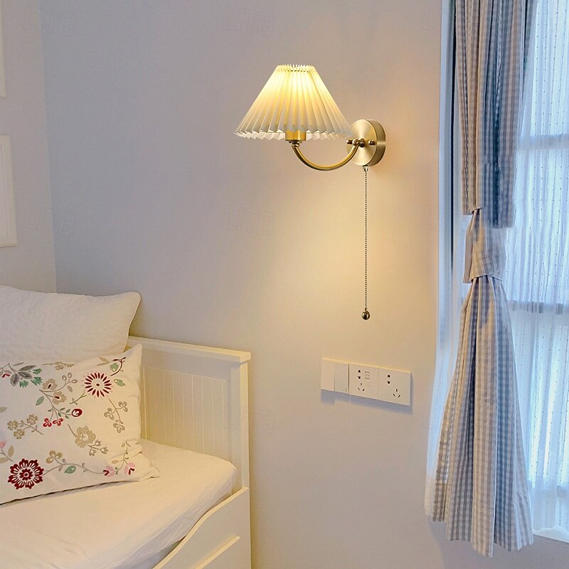 Wall Light Fixtures Indoor Modern Copper Wall Sconce Copper Wall Light with Pull Chain Switch White Pleated Fabric Wall Lamp Shade Bedside Reading Sconces 85-265V4