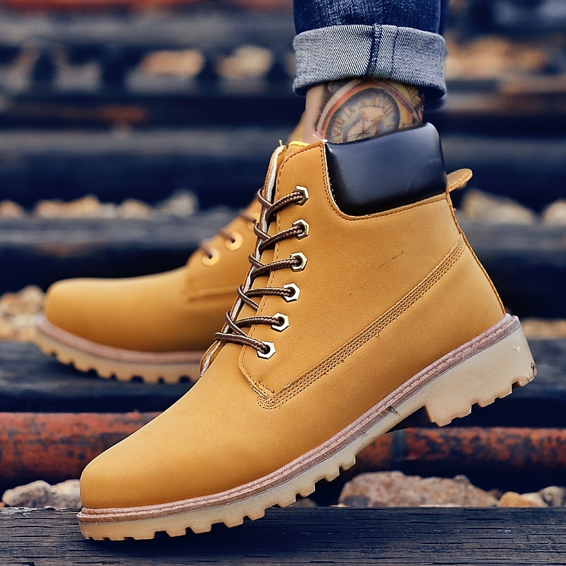 Men's Classic Yellow Work Boots – Durable Lace-Up Ankle Boots with Cushioned Collar and Rugged Sole