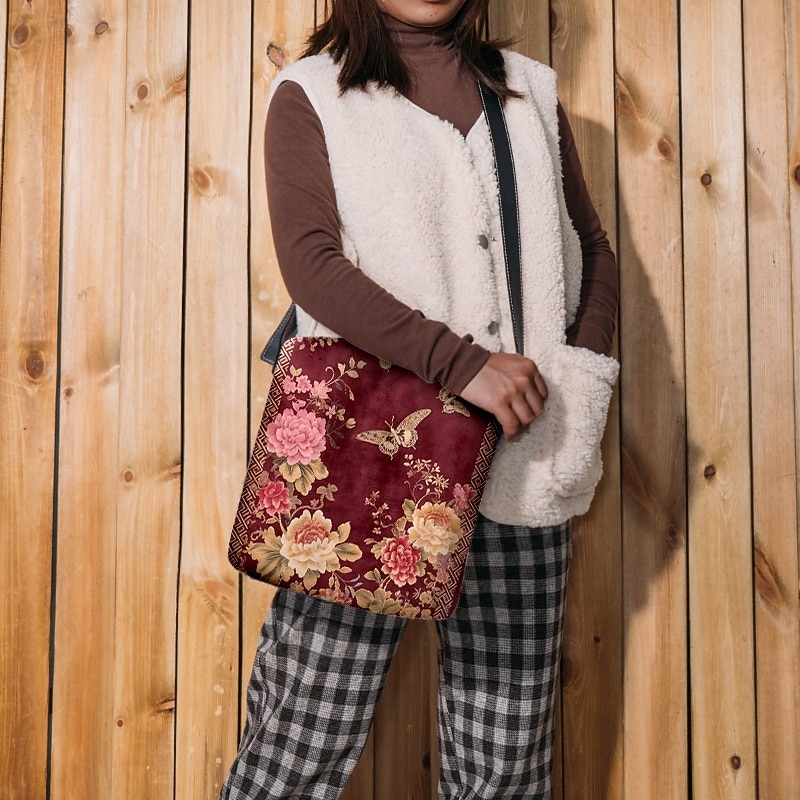 Vintage Floral Crossbody Bag with Butterfly Print, Lightweight Shoulder Bag for Women, Casual and Travel Use Red Purple Green2