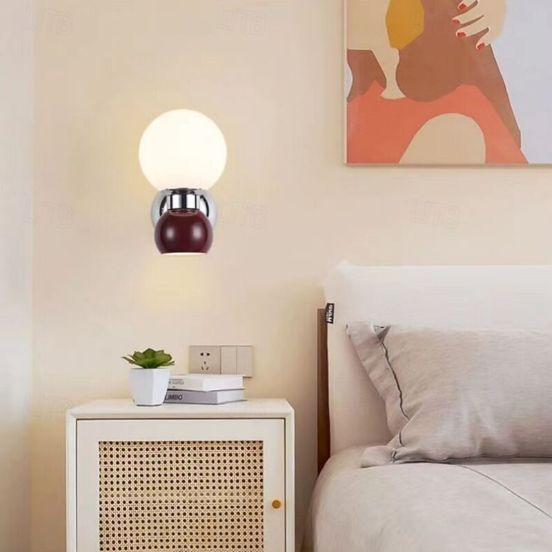 Nordic Wall Lamp White Globe Glass Lampshade Metal Wall Sconce Modern Wall-Mounted Lamps Indoor Wall Wash Lights for Living Room Bedroom Bedside Cafe Restaurant Lighting2