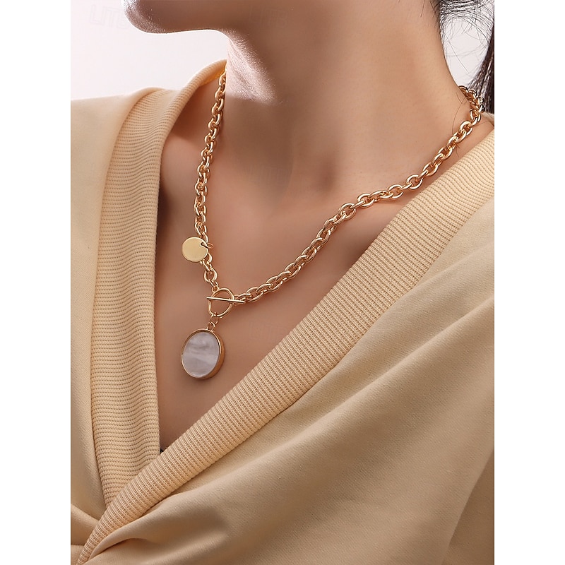 Gold Chain Necklace with Round Pendant and Toggle Clasp – Minimalist Jewelry for Women, Perfect for Everyday Wear and Formal Occasions2
