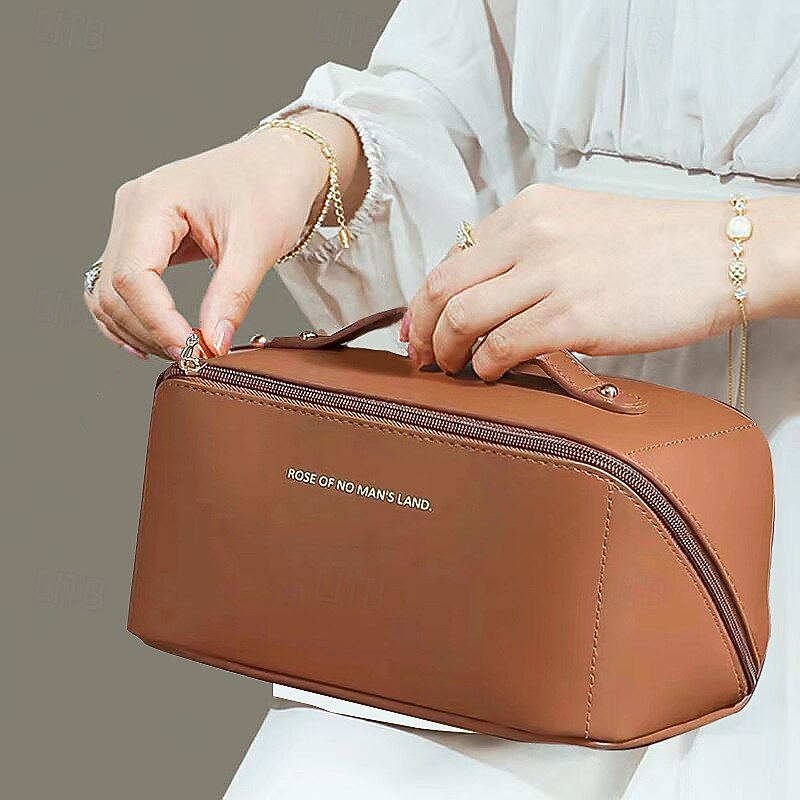 Large Capacity Travel Jewelry Cosmetic Bag, Fashionable PU Leather Makeup Organizer, Portable Toiletry Bag with Handle for Travel and Storage4