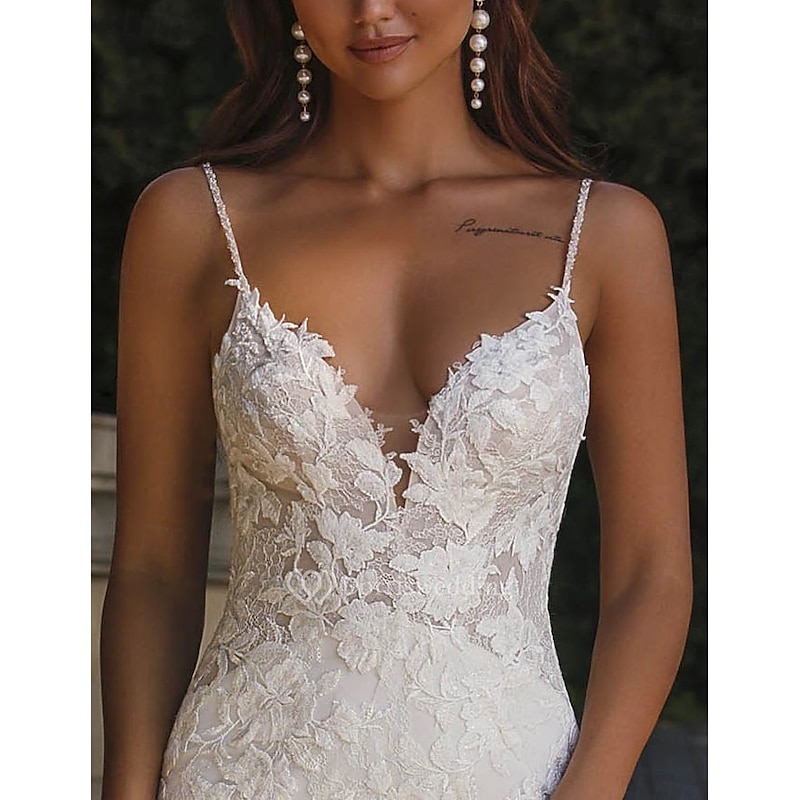 Wedding Dresses Mermaid / Trumpet V Neck Spaghetti Strap Sleeveless Court Train Lace Bridal Gowns With Embroidery Appliques3