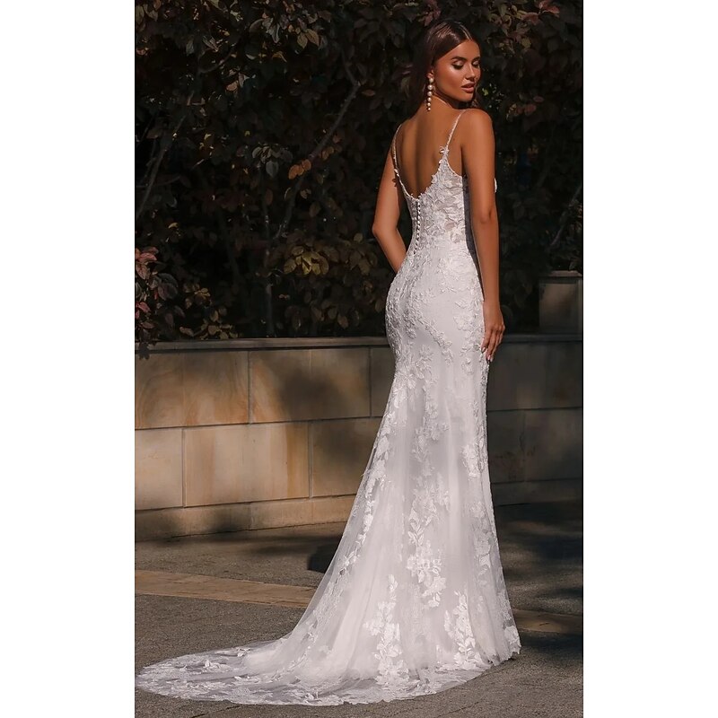 Wedding Dresses Mermaid / Trumpet V Neck Spaghetti Strap Sleeveless Court Train Lace Bridal Gowns With Embroidery Appliques2