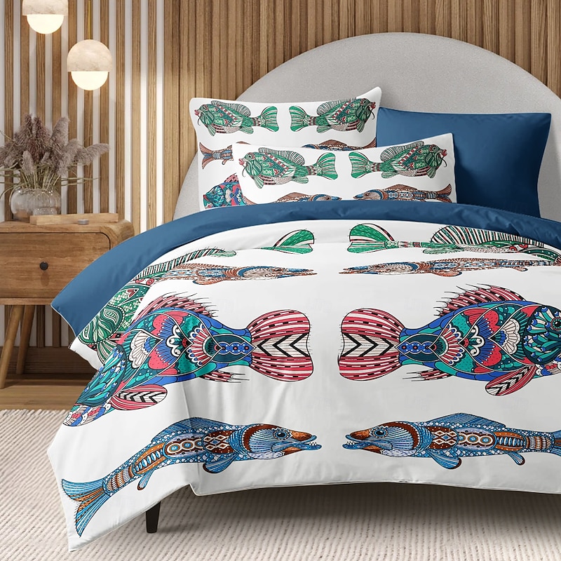 Comfy Fish Cartoon Printed Duvet Cover Set, Soft Microfiber Bedding, Fun Fish Design, Includes Duvet Cover and Pillowcases, Zipper Closure, Fade-Resistant, Machine Washable, Queen, King, Twin Sizes