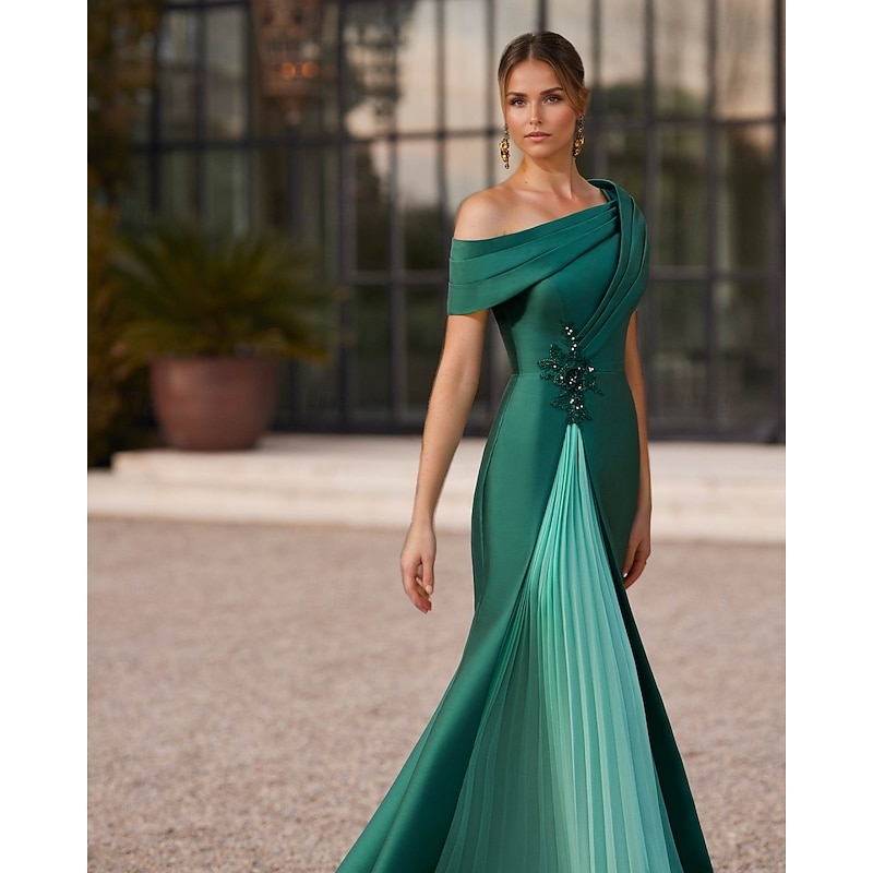 Mermaid / Trumpet Evening Gown Elegant Pleated Dress Formal Satin Wedding Floor Length Short Sleeve One Shoulder Slit Embroidery Appliques