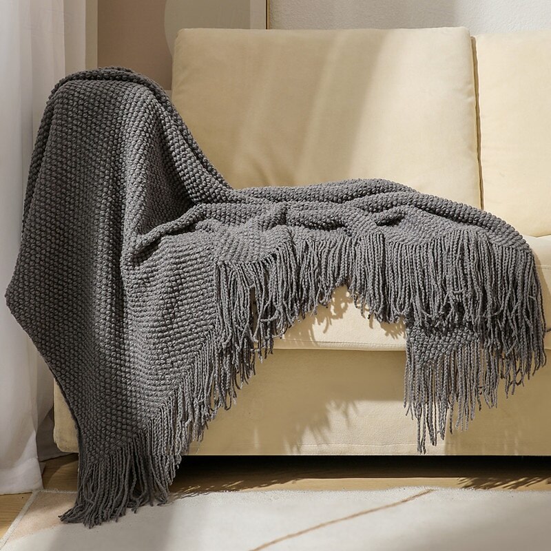 Waffle Weave Blanket Soft and Textured Design for Ultimate Comfort Lightweight and Breathable Perfect for All-Season Use Adds a Minimalist and Stylish Touch to Your Home Durable and Easy to Maintain2