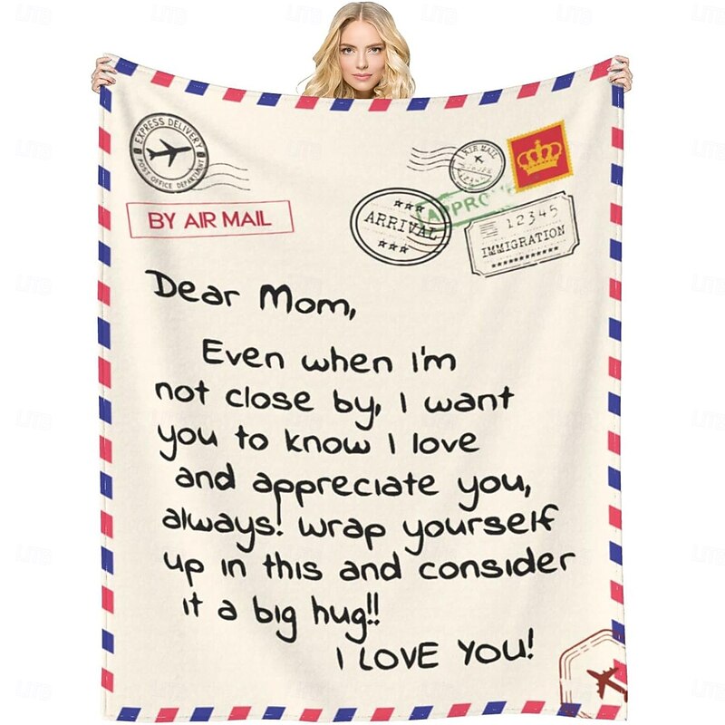 Mother's Day Themed Blanket Soft Cozy Gift for Mom Floral Heart Print Plush Throw Blanket Perfect for Mother's Day Gift Soft Fleece Material for Sofa Bed Decor Machine Washable4