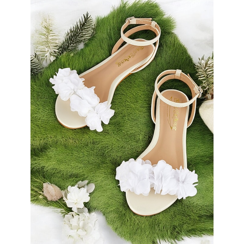 White Floral Open-Toe Flat Sandals with Ankle Strap for Women - Comfortable Casual Summer Wear and Wedding2