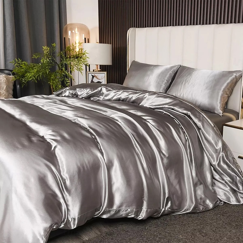 Silk Duvet Cover Set Luxurious, Ultra-Soft, and Breathable Bedding for Ultimate Comfort. Crafted from 100% Mulberry Silk for a Smooth, Skin-Friendly Feel Natural Temperature Regulation2