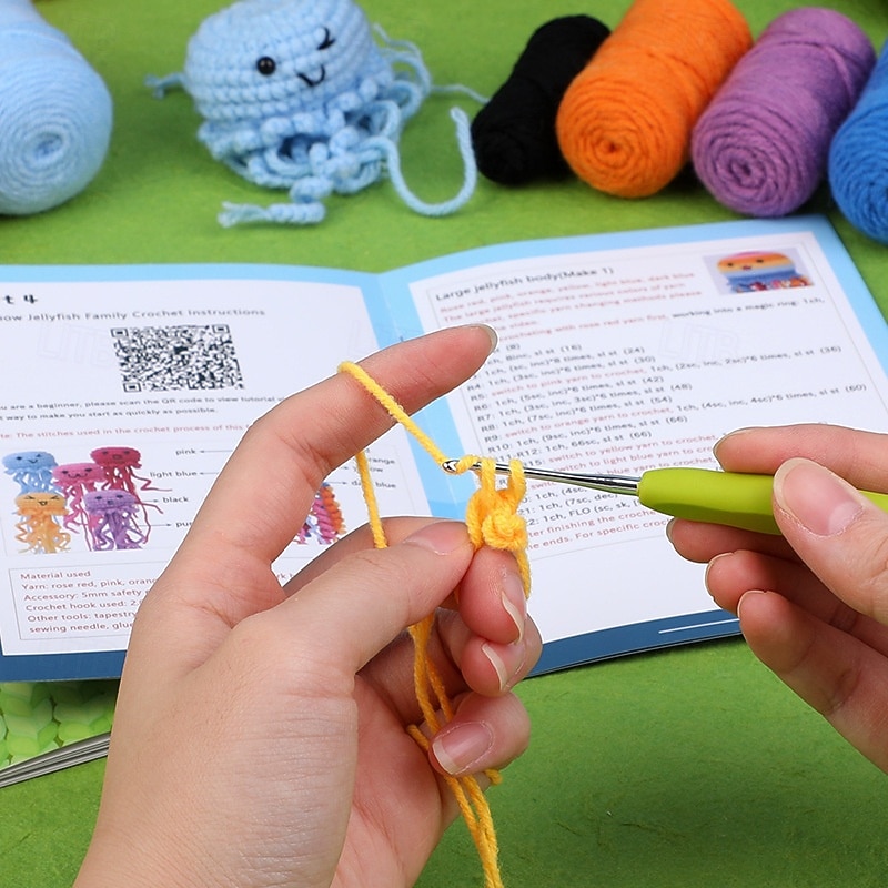 Crochet Kit for Beginners Crochet Kit Step-by-Step Video Tutorials Crochet Starter Kit Learn to Crochet Kits for Adults Kids Beginners 5 Colorful Jellyfish Familly4