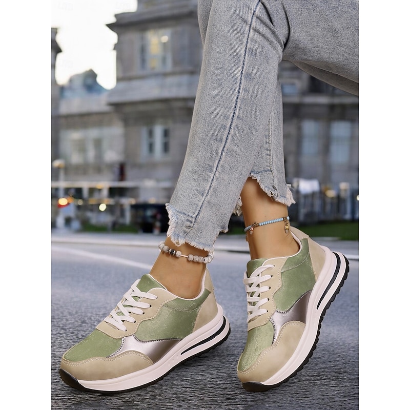 Women's Green Retro Running Sneakers with Metallic Accents – Lightweight and Comfortable Shoes for Casual Wear and Outdoor Activities3