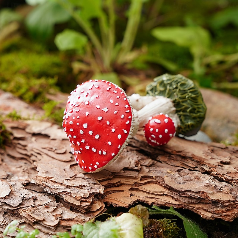 Mushroom Garden Ornament - Resin Material, Handmade and Hand-Painted, for Gardening, Miniature Landscapes, and Plant Decoration3