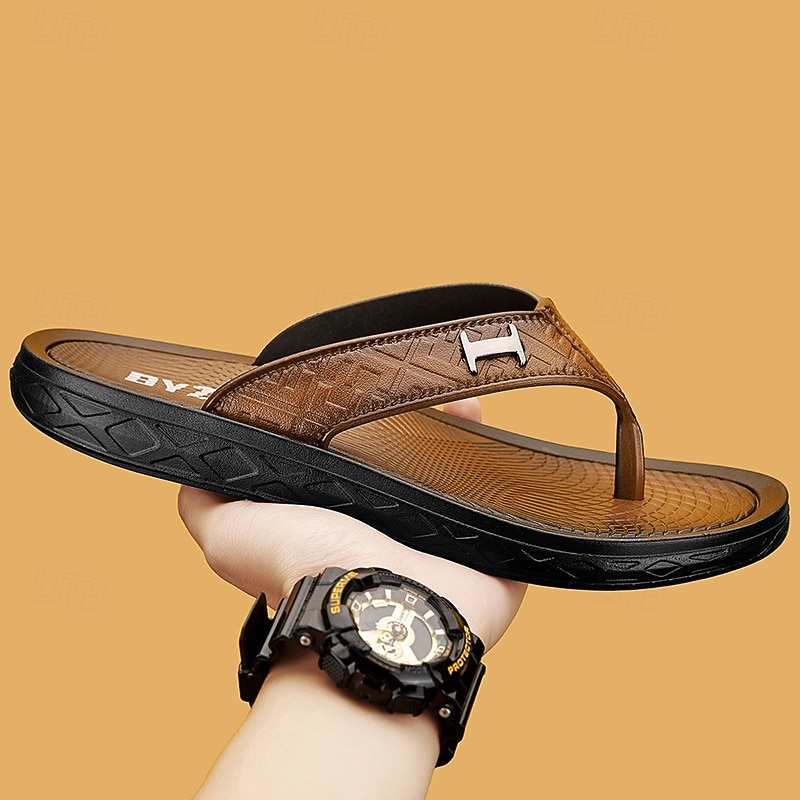 Men's Brown Casual Flip Flops with Textured Footbed and Adjustable Strap – Comfortable Outdoor Sandals for Summer and Beach Wear2