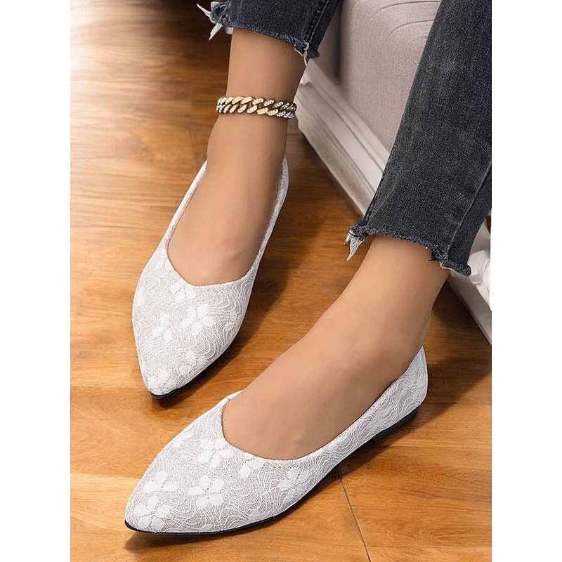 Women's Black Floral Lace Pointed-Toe Flats – Elegant and Comfortable Shoes for Weddings and Formal Occasions4