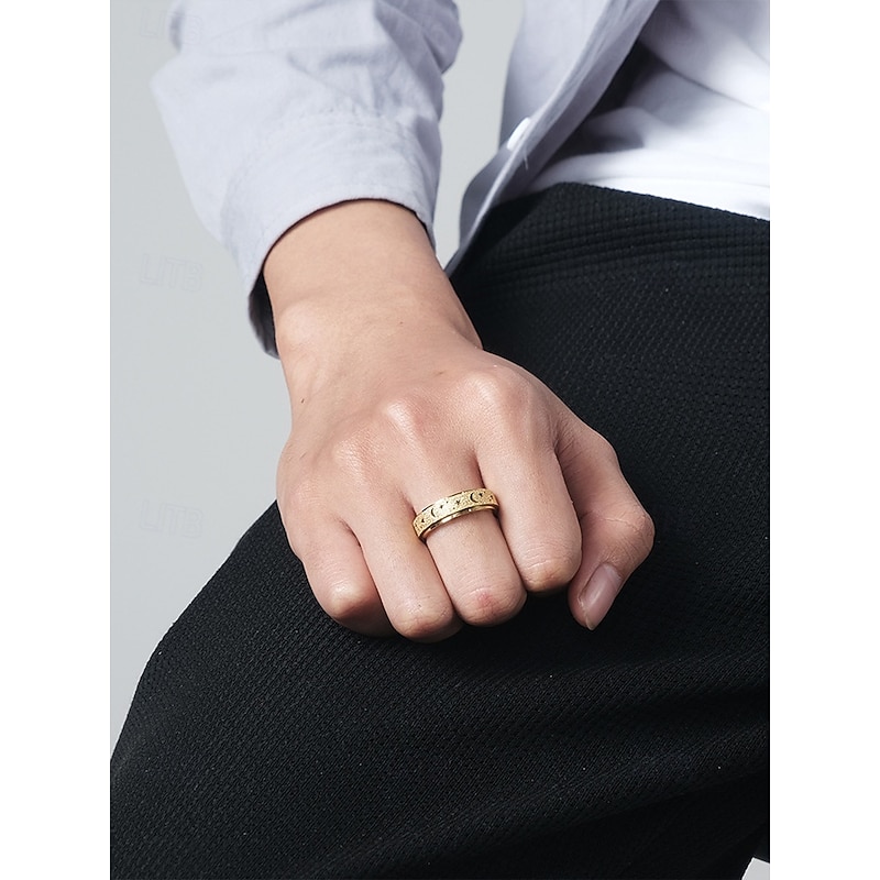 Men's Fidget Spinner Ring with Moon and Star Design – Adjustable, Stainless Steel, and Color-Changing, Ideal for Stress Relief and Casual Wear3