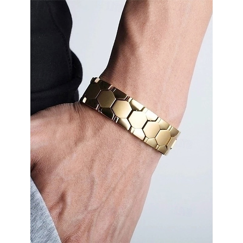 Men's Hexagonal Stainless Steel Bracelet – Modern Gold-Tone Wristband for Casual and Formal Occasions3