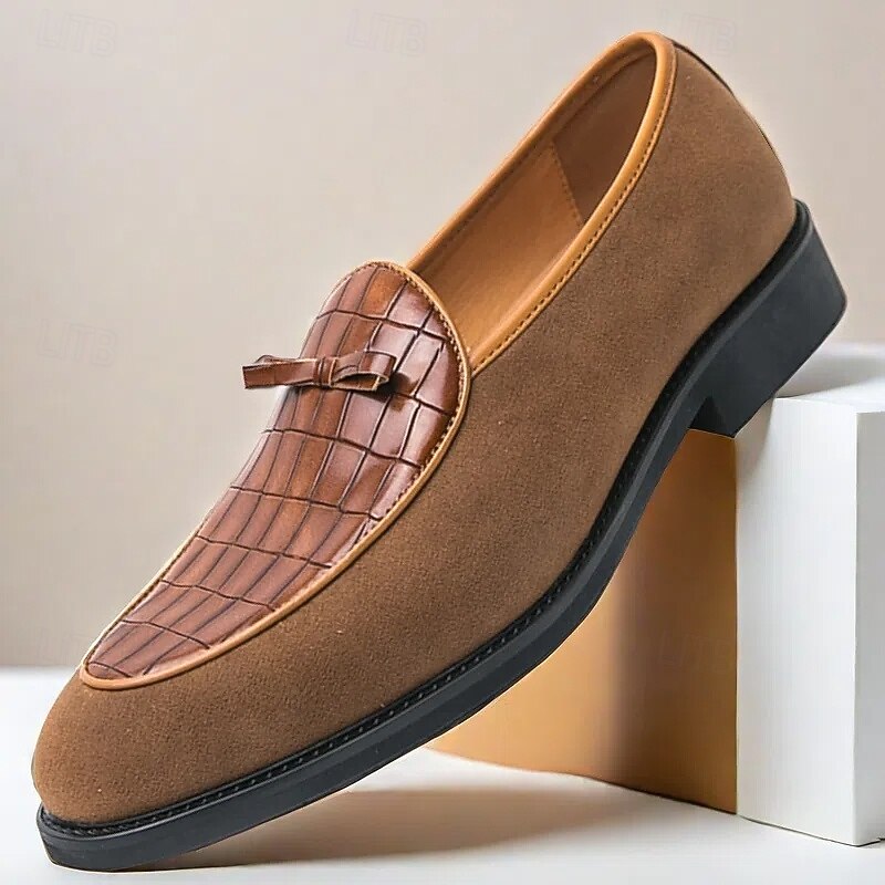 Men's Brown Faux Suede Loafers with Crocodile Pattern and Bow Detail – Stylish Slip-On Shoes for Formal and Casual Occasions
