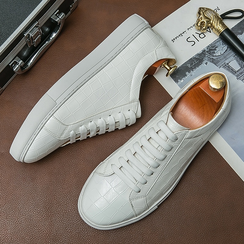 Men's White Crocodile Pattern Casual Sneakers – Stylish Lace-Up Shoes for Daily Wear and Fashionable Outings3
