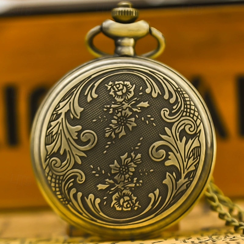 Retro Quartz Pocket Watch With A DIY Head for Men and Women4
