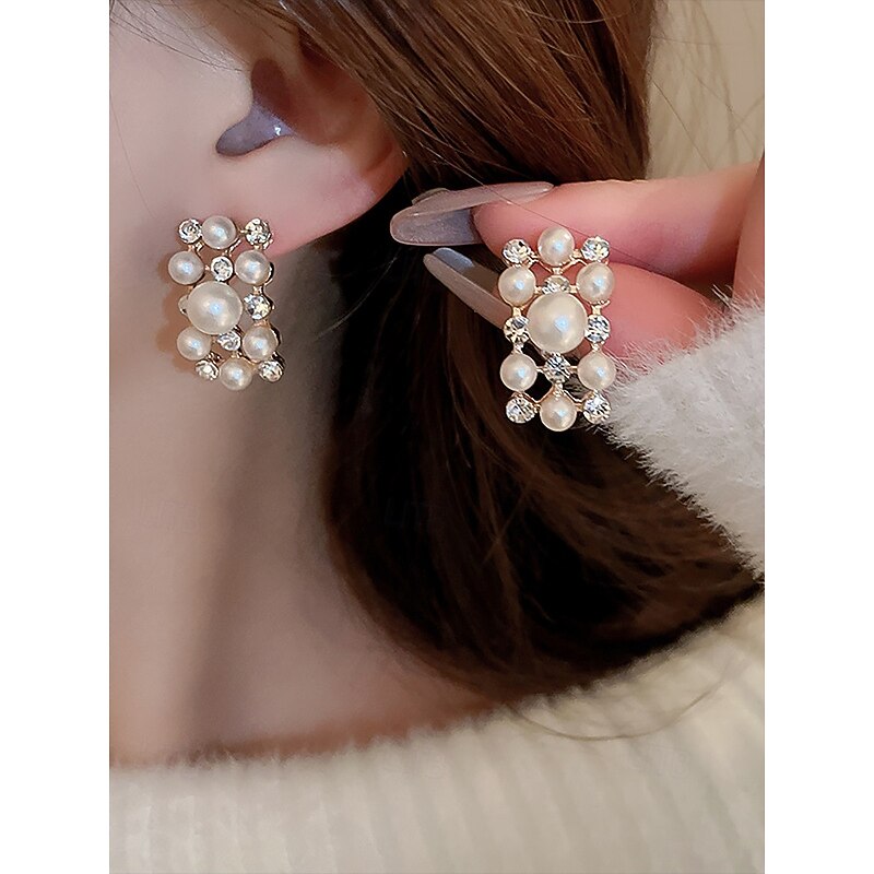 Luxury Faux Pearl Necklace and Earrings Set – Elegant Gold-Plated Bridal Jewelry for Weddings, Parties and Formal Events3