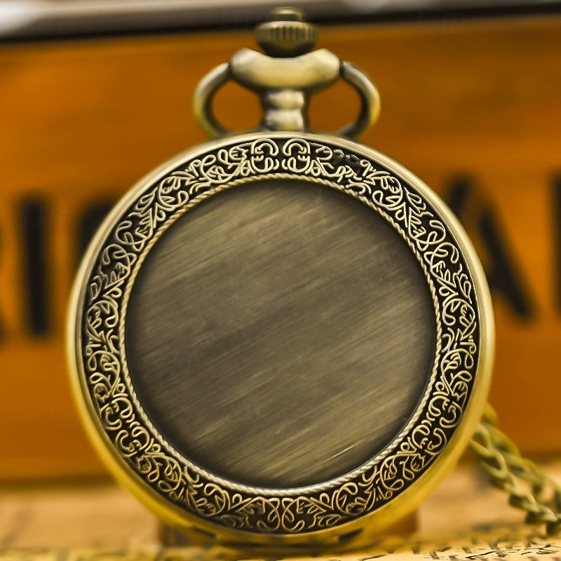 Retro Quartz Pocket Watch With A DIY Head for Men and Women3