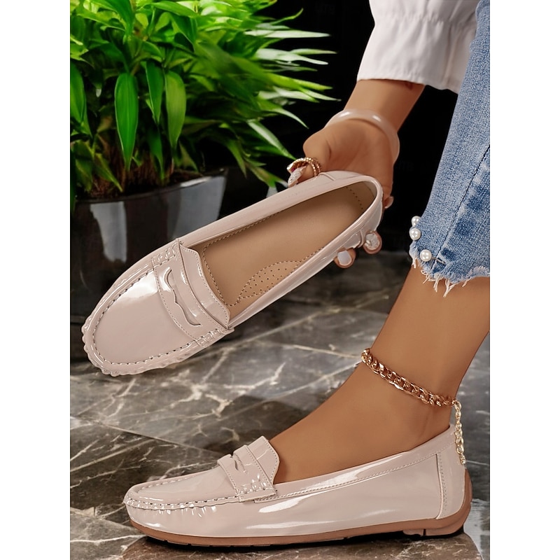 Patent Leather Loafers for Women – Elegant Slip-On Flats with Classic Design for Casual and Office Wear3