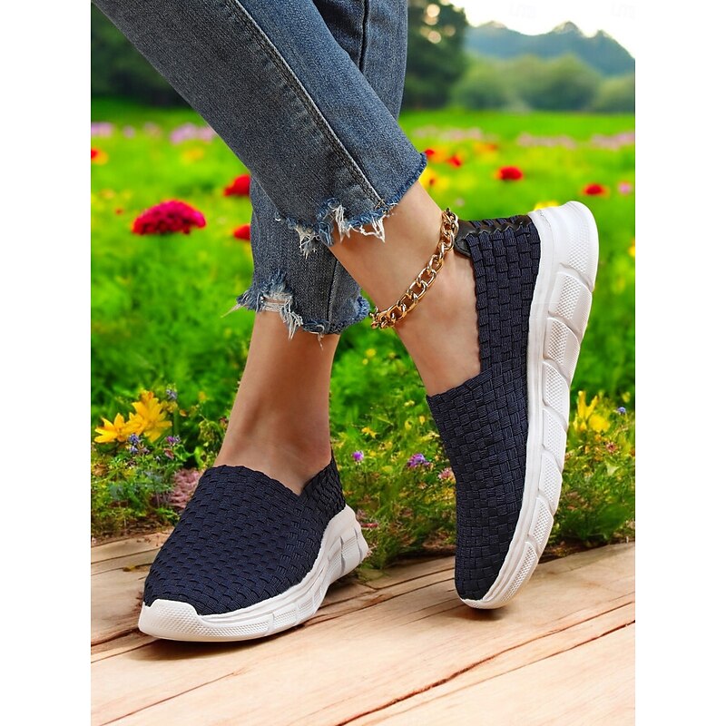 Slip-On Sneakers for Women – Breathable Woven Design with Comfortable Soles, Ideal for Spring and Summer Casual Outings2