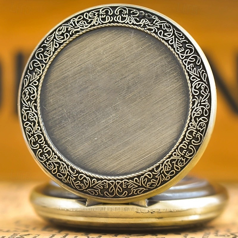 Retro Quartz Pocket Watch With A DIY Head for Men and Women2