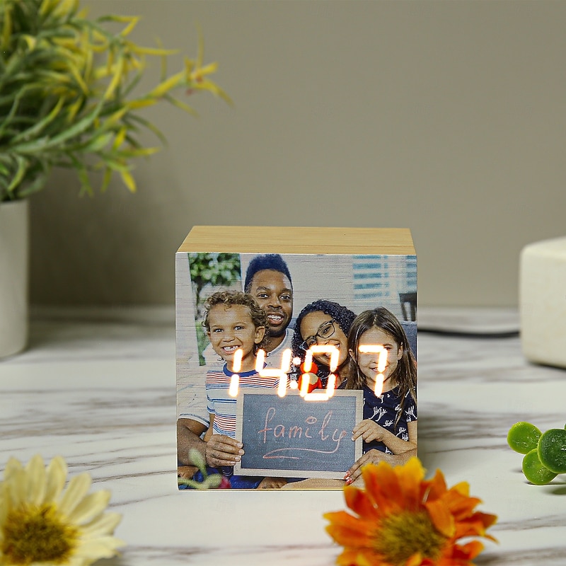 Personalized Photo Wooden Cube Clock Custom Best Gift for Mom - Customized Night Light, Stylish Home Decor for Birthdays and Anniversaries, Modern Minimalist Gift2