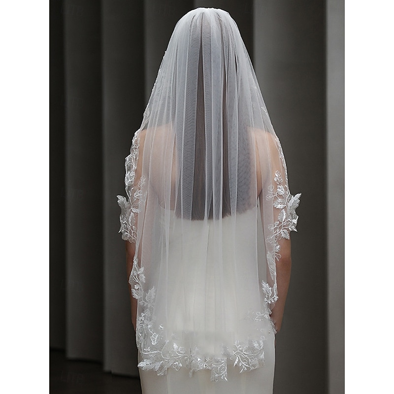 One-tier Comtemporary / Stylish Wedding Veil Cathedral Veils with Embroidery Tulle3