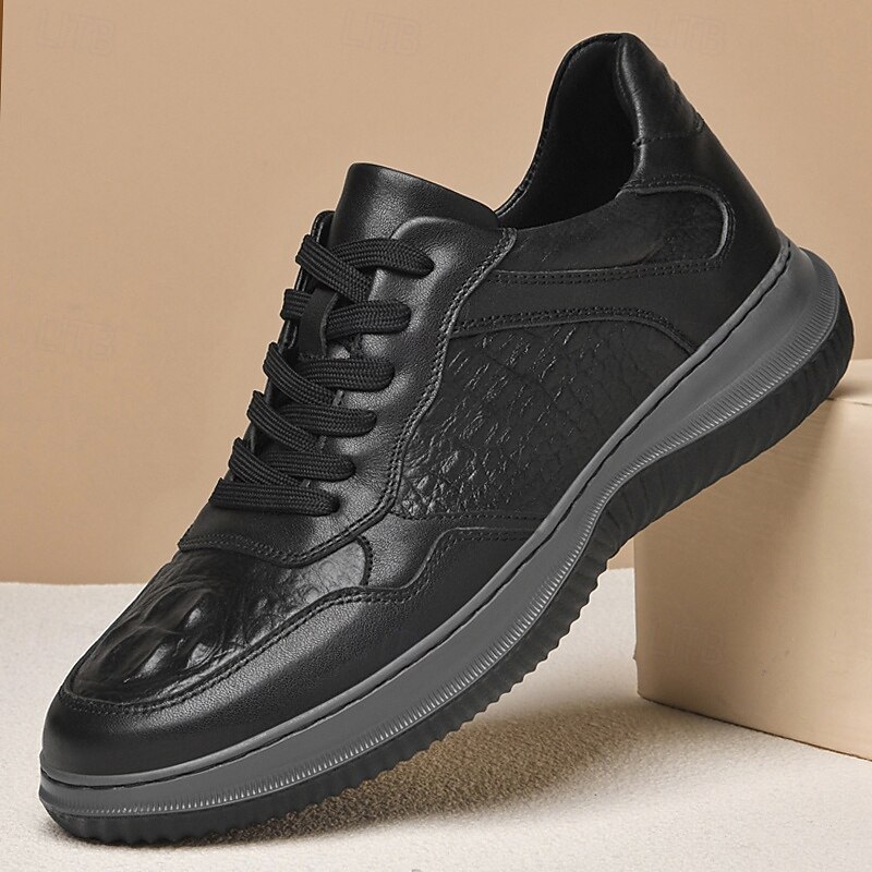 Men's Classic White Leather Sneakers with Subtle Stitching - Versatile Footwear for Daily Wear and Casual Outings