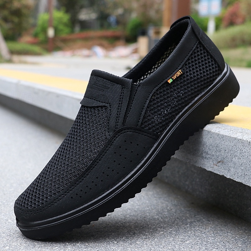 Men's Grey Breathable Mesh Slip-On Shoes, Lightweight and Sporty, Ideal for Outdoor Activities and Casual Walks2