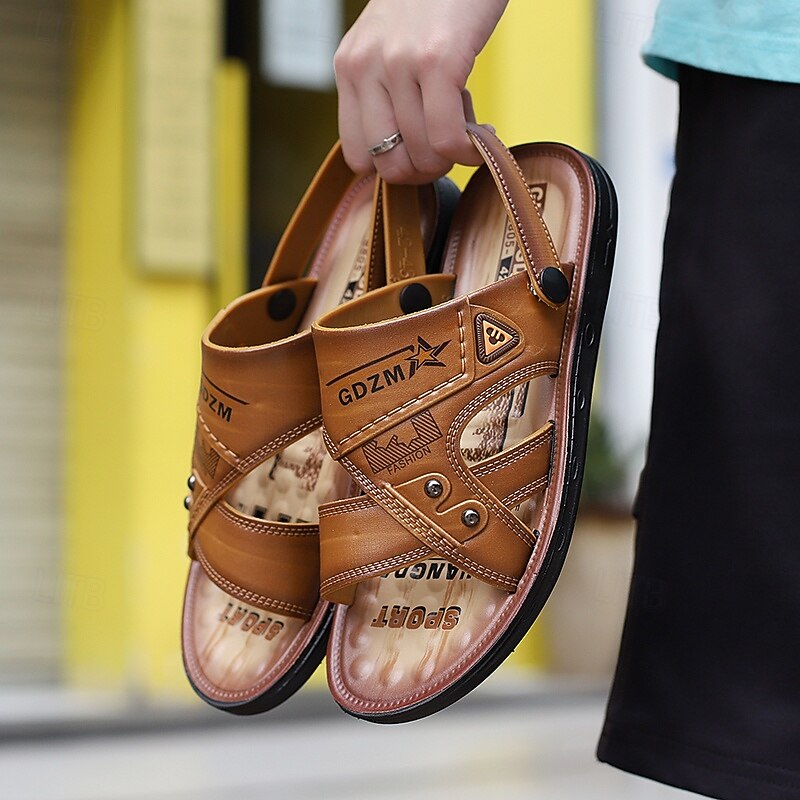 Men's Sandals with Embossed Details and Cushioned Footbed, Ideal for Casual Outdoor Activities2