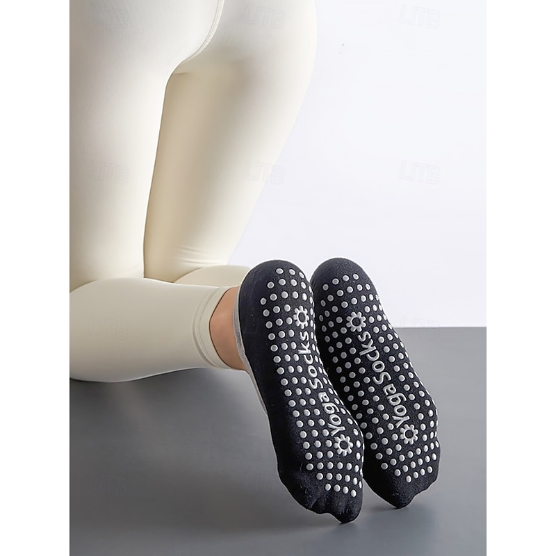 "Non-Slip Yoga Socks for Women – Ballet-Inspired Grip Socks with Elastic Straps, Breathable Cotton, Ideal for Pilates, Barre, Dance and Workout Sessions"4