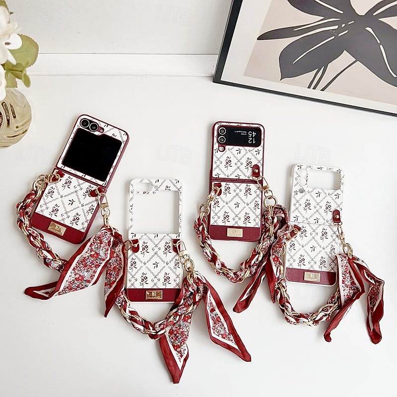 Phone Case For Samsung Galaxy Z Flip 7 Z Flip 6 Z Flip 5 Z Flip 4 Back Cover with Wrist Strap Shockproof Retro PU Leather