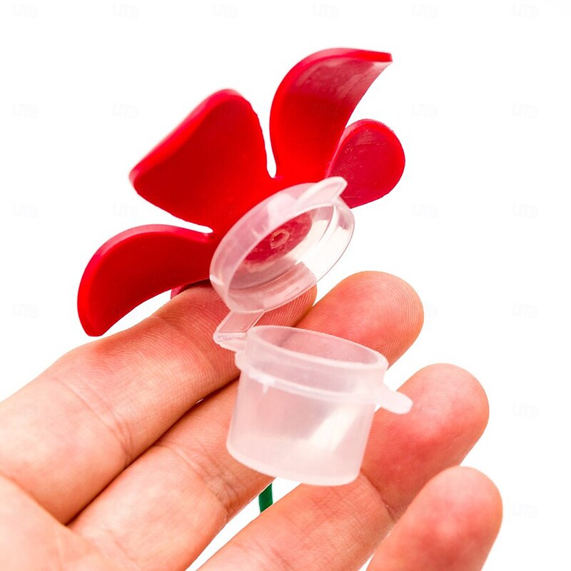 Hat Hummingbird Feeder, Mini Hummingbird Feeder with Random Color Clip,Easy to Clean and Refill Plastic Humming Bird Feeder4