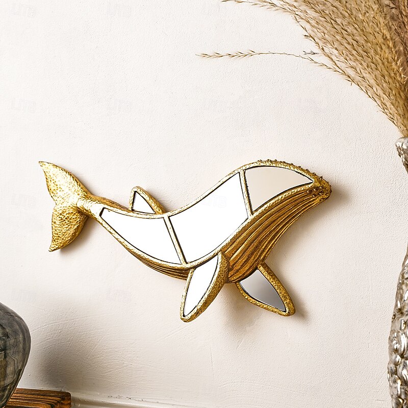 1PC Resin Mirror Whale Pendant Mirror Whale Home Decoration Statue Wall Decoration With A Specially Designed Surface Inlaid With Mirror Suitable for Home Wall Decoration and Shooting Props3