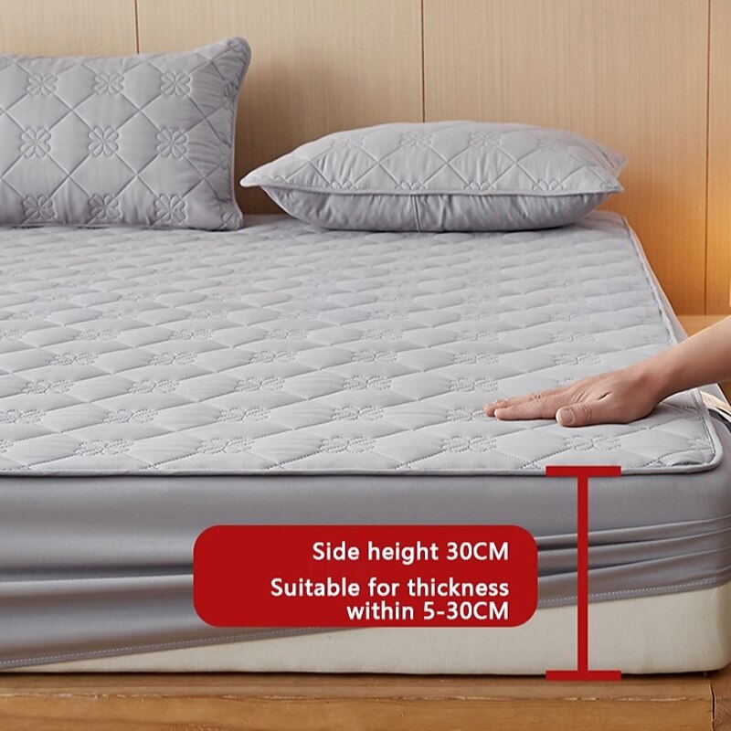 Queen Full King Protective Bed Cover Waterproof Mattress Protector Quilted Fitted Sheet Mattress Pad 360°All-Package Bed Protector Mattress Cover Anti-Slip Breathable Cool Skin-Friendly3