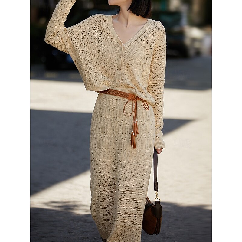 Women's Boho Lace-Up Tassel Belt – Vintage Hollow-Out Faux Suede Waist Belt, Adjustable Wide Cinch Belt for Dresses, Festivals & Casual Outfits2