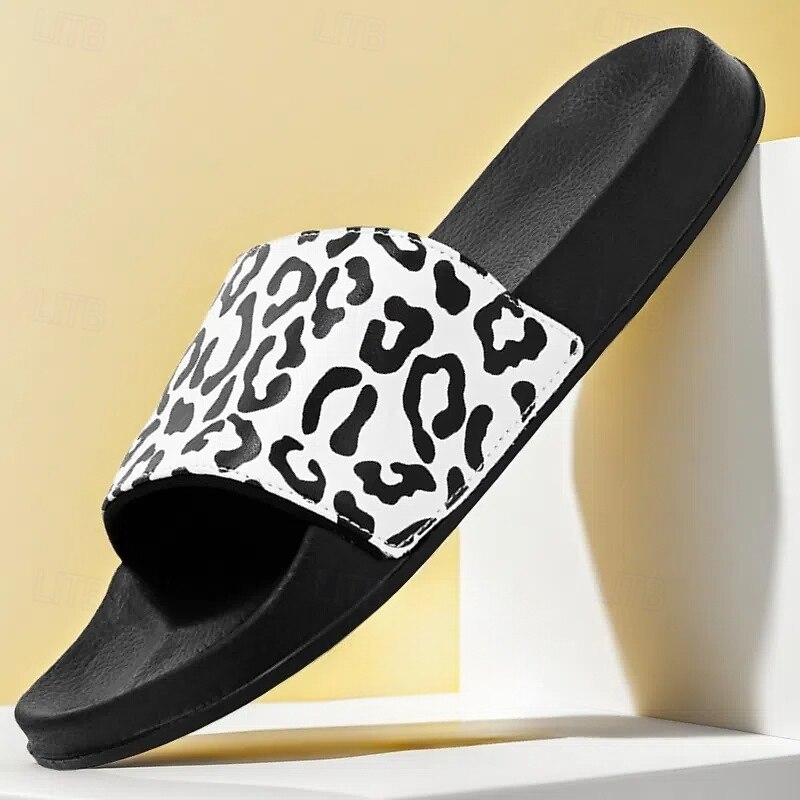 Men's Slide Sandals with Leopard Print - Stylish Casual Footwear for Summer and Beach Outings