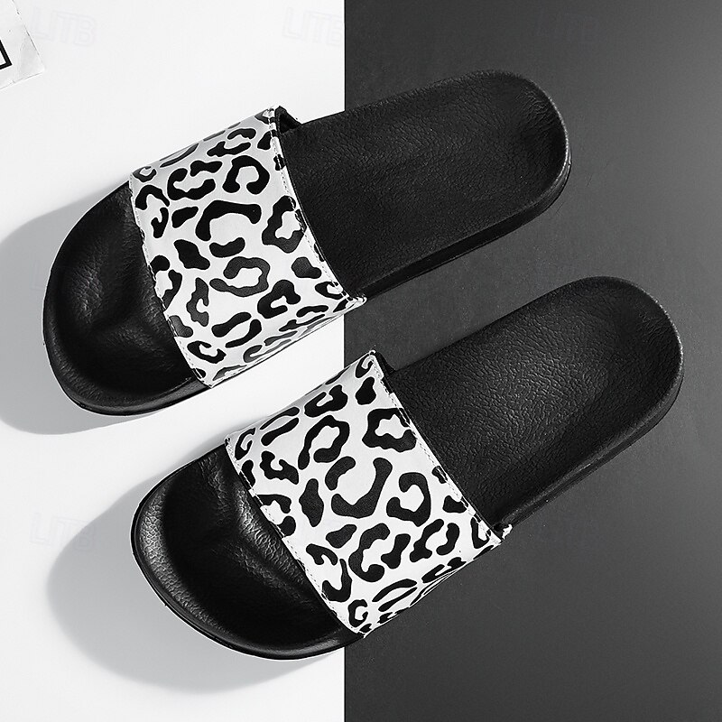 Men's Slide Sandals with Leopard Print - Stylish Casual Footwear for Summer and Beach Outings4